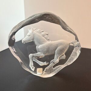 Crystal Art Glass Horse Stallion Paperweight Figurine Mats Jonasson Signed